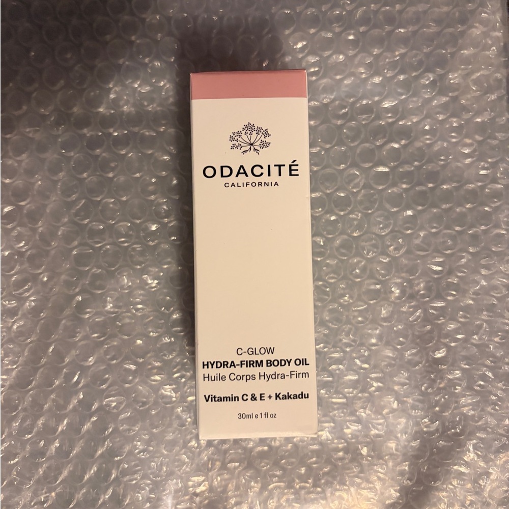 Odacité Hydra-Firm Body Oil